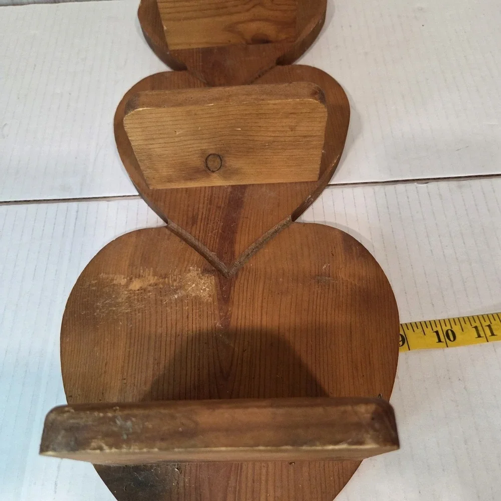 Vtg Wood 3 Tier Heart Shaped Wall Hanging Display Shelf Farmhouse Country 21